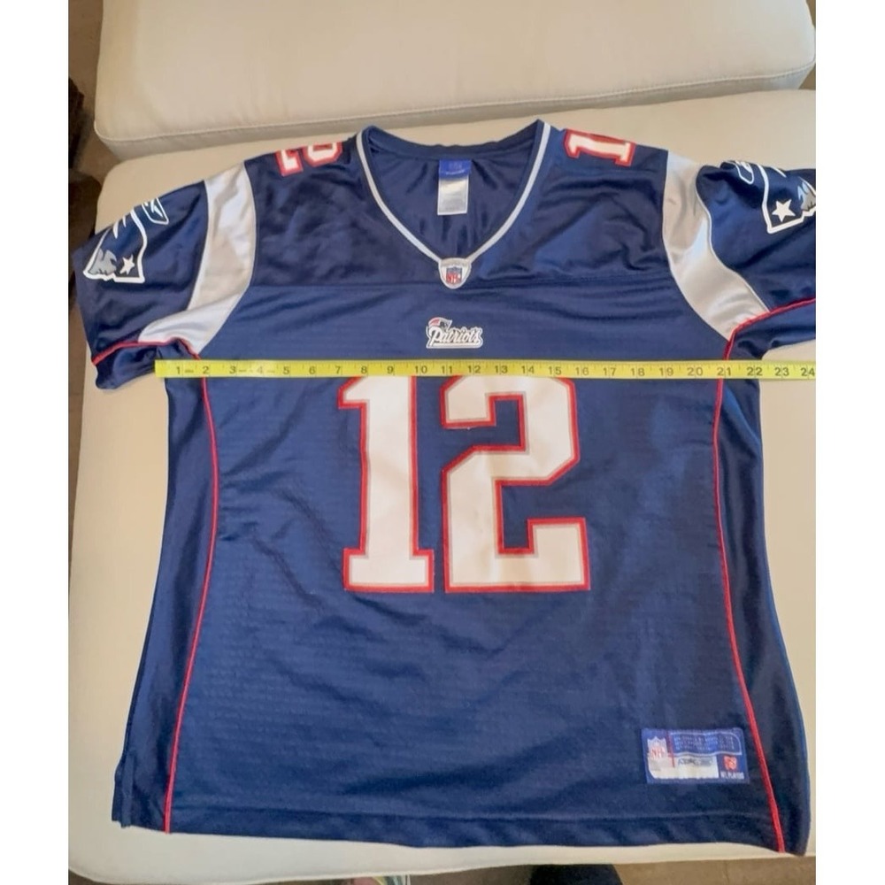 Adult size XL NFL New England Patriots Tom Brady jersey.  EUC.